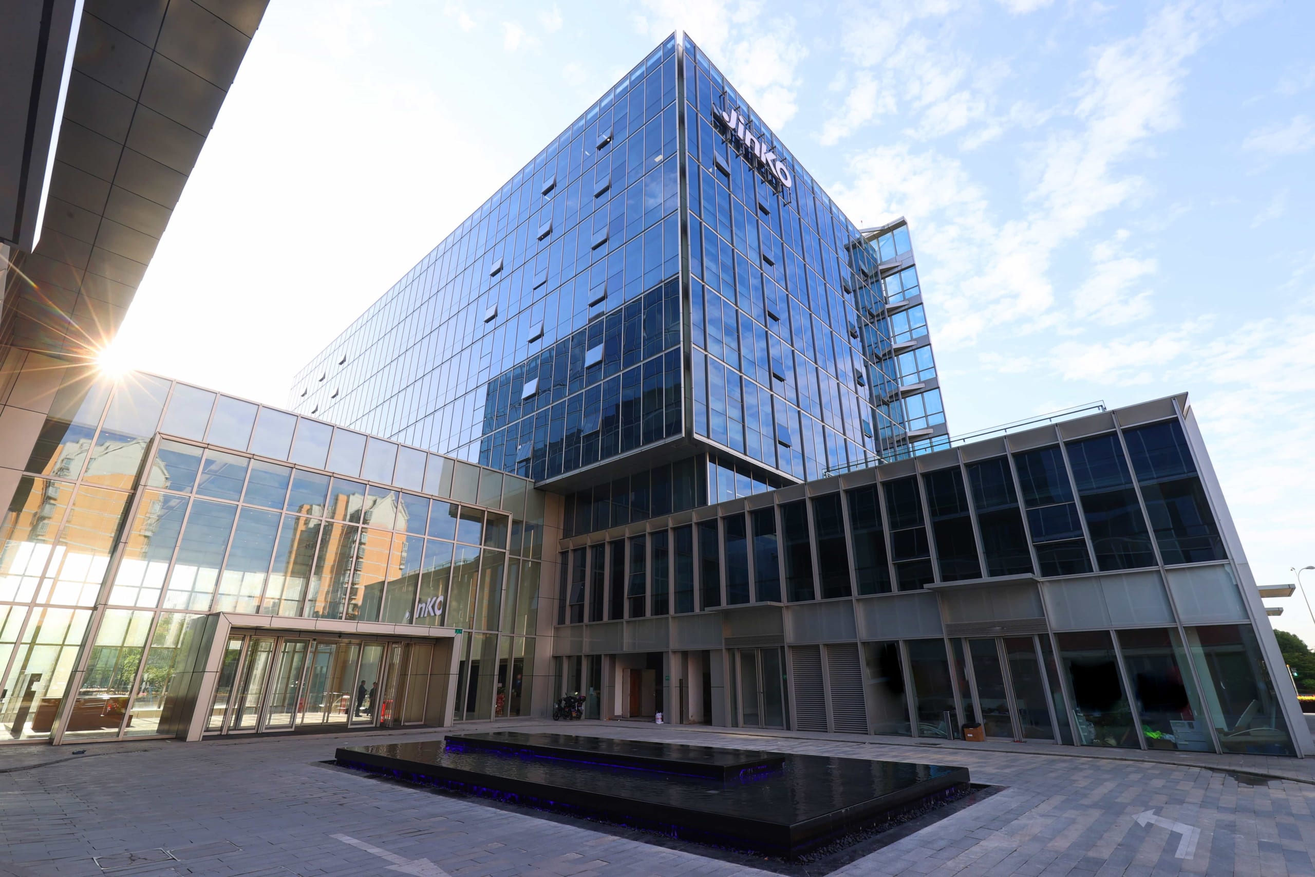 Jinko Solar company image